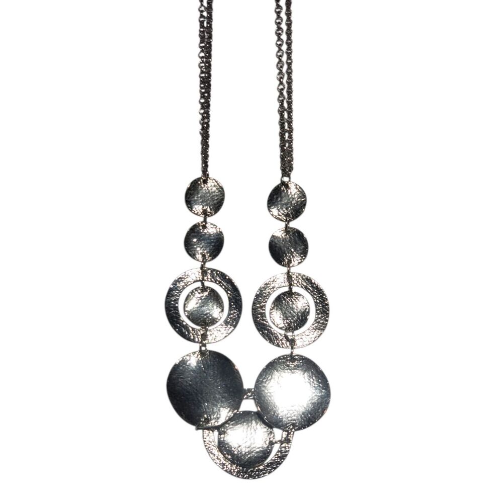 Silver Toned Hammered Disc Round Metal Pendants Statement Necklace 20"
